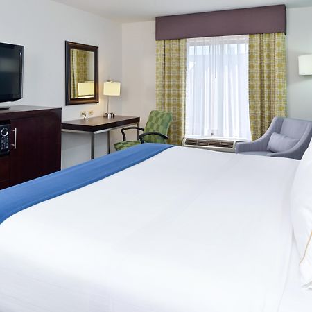 Baymont By Wyndham Bessemer Bagian luar foto