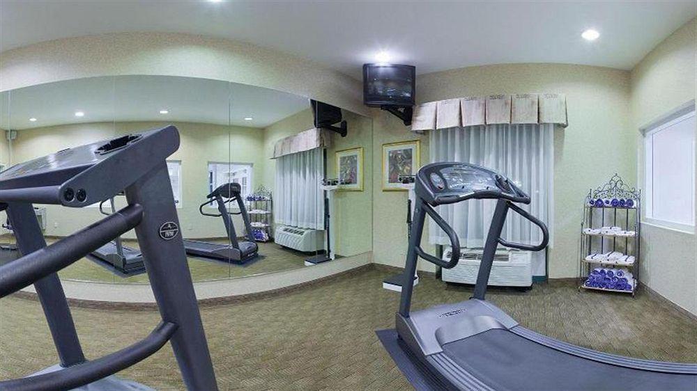 Baymont By Wyndham Bessemer Bagian luar foto